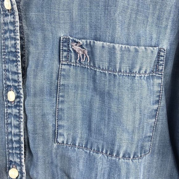 Abercrombie & Fitch Button Down Shirt Womens M Chambray Lyocell Jewel Collar - Picture 7 of 15